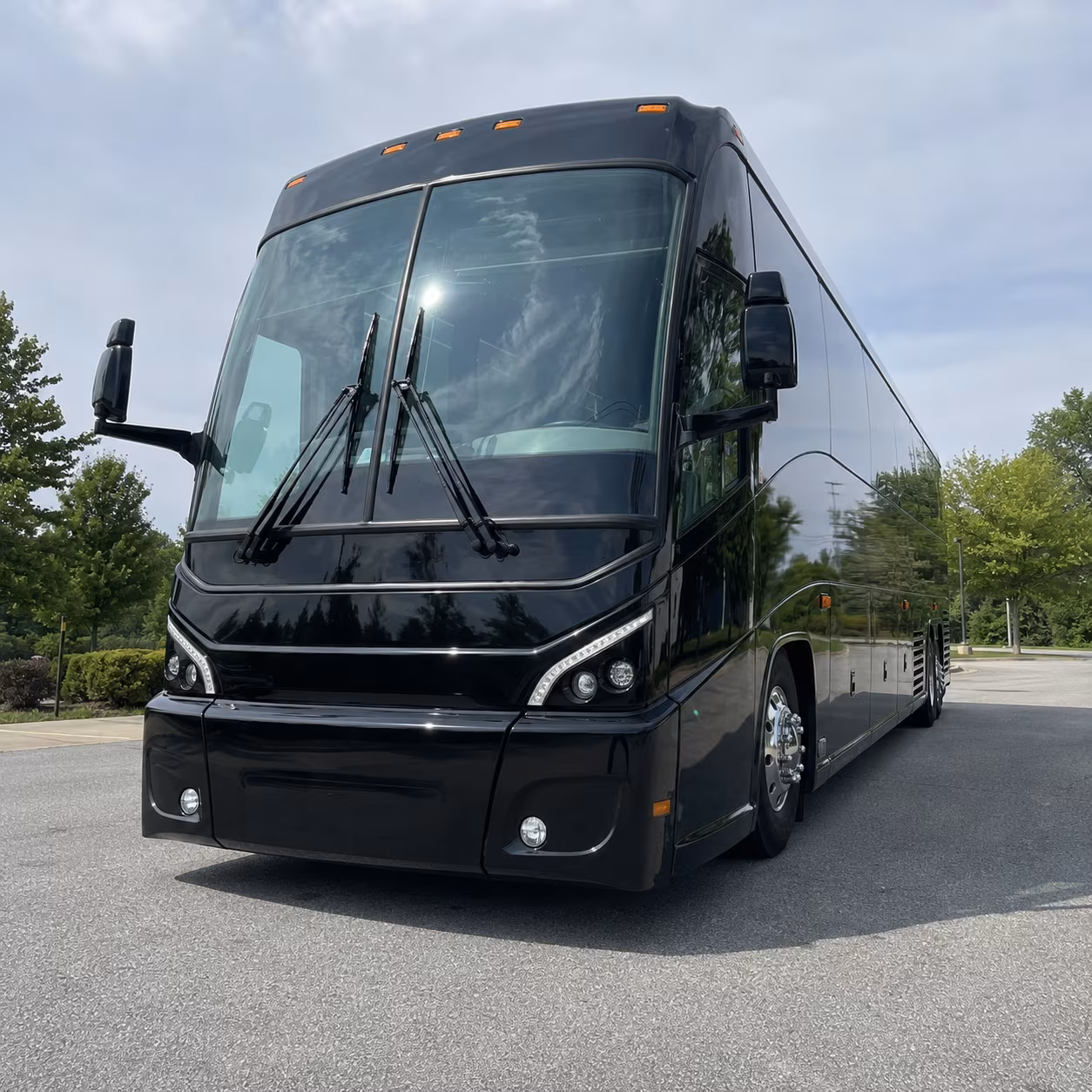 weekly worship shuttle buses for wichita congregations