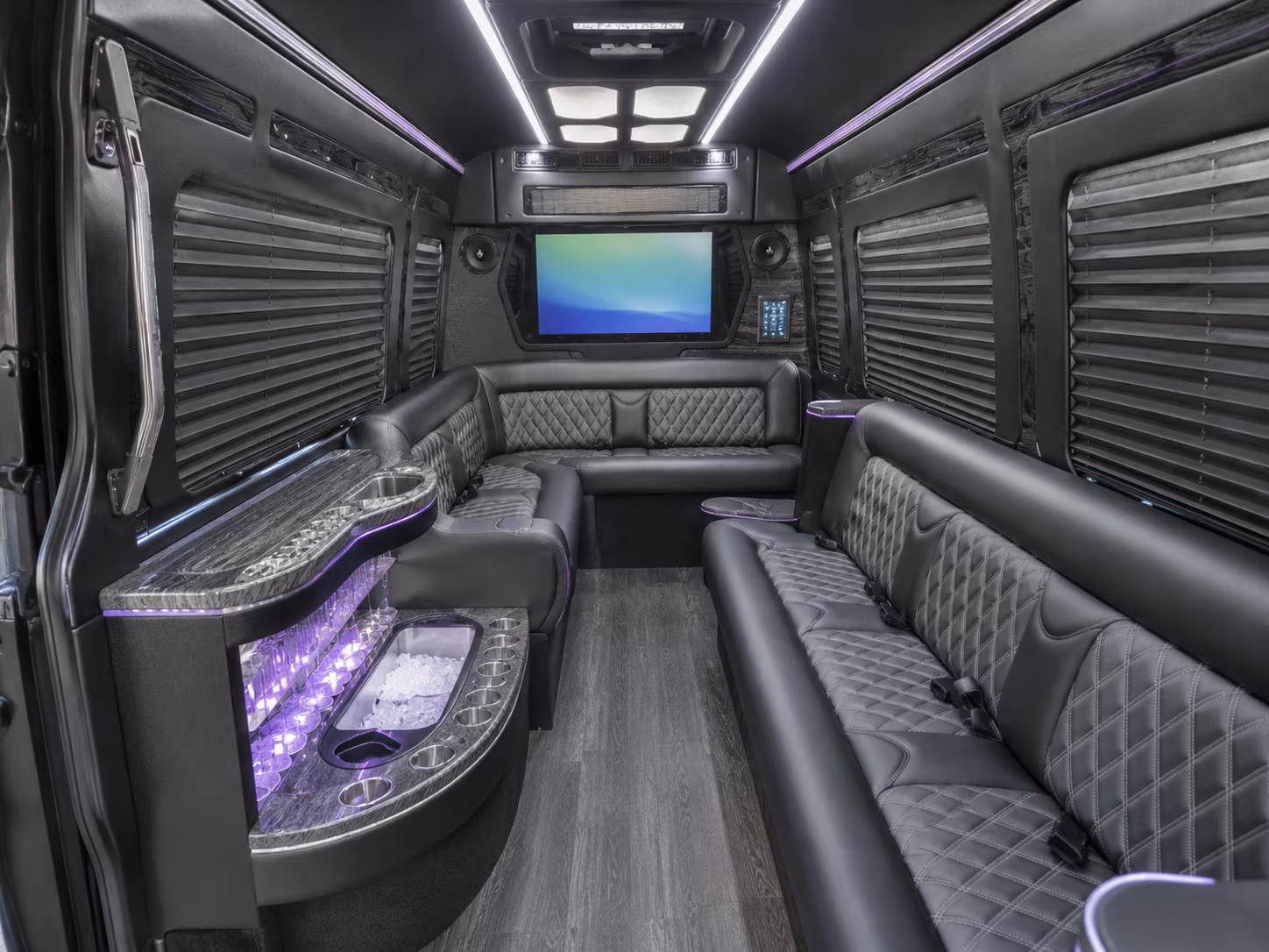 wichita 25 passenger party bus