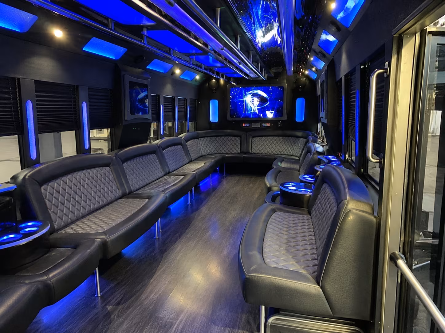 wichita 28 passenger party bus interior
