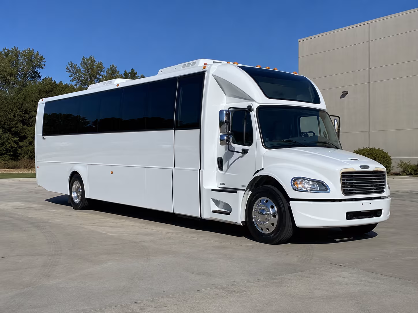 wichita 28 passenger party bus
