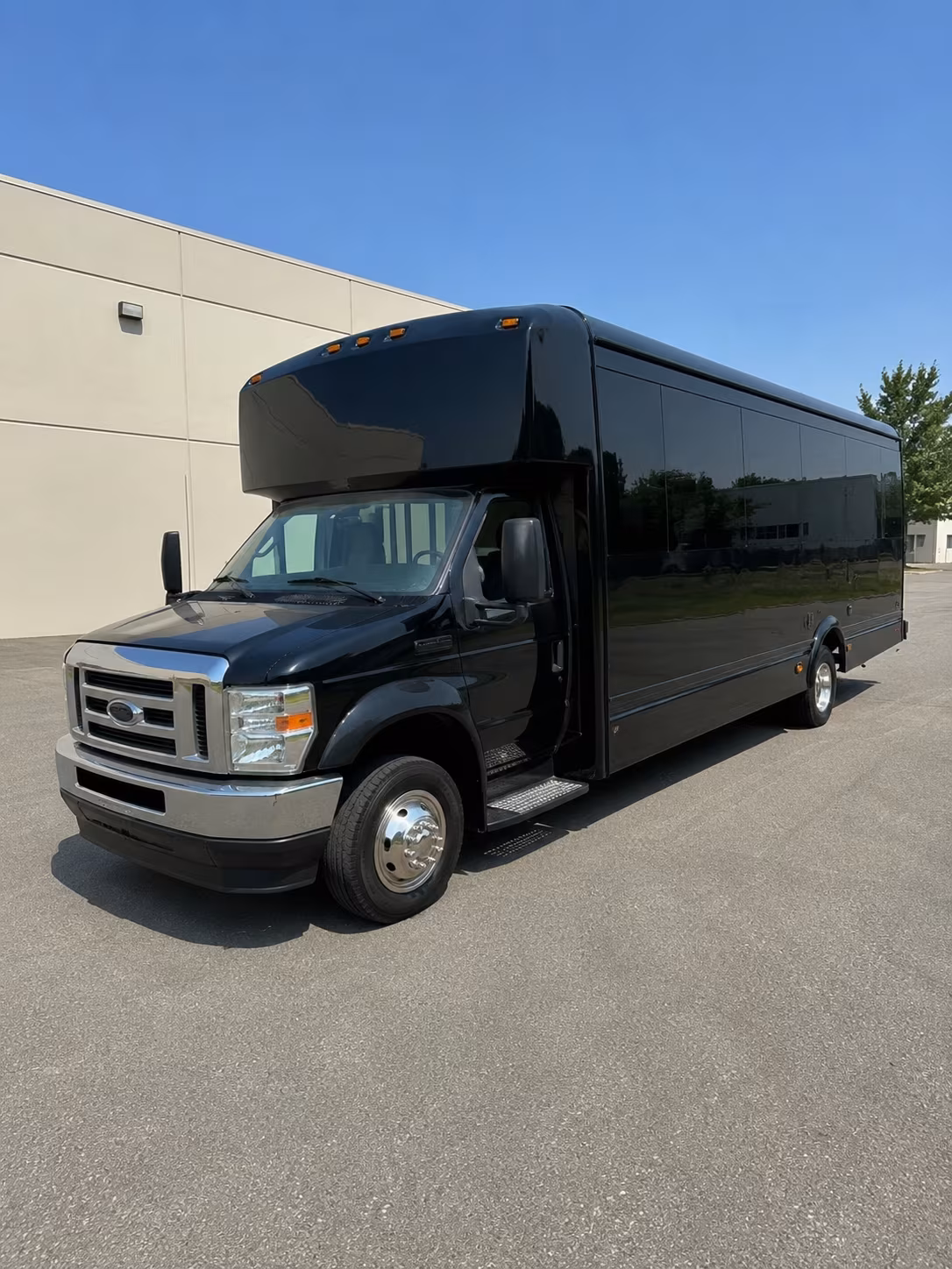 wichita quinceanera sweet 16 party bus rental